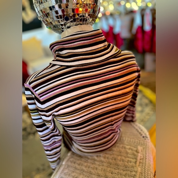 CASLON STRIPED VINTAGE VIBE TURTLENECK - Picture 6 of 7